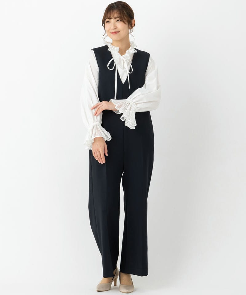 united arrows今期　フリル付きブラックホワイトベスト、オケージョン UNITED ARROWS 【スーツ2点SET】SPONGYオールインワン&レースフリル