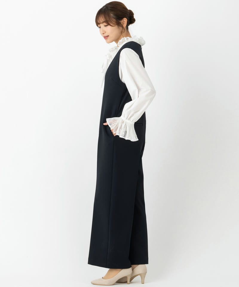 united arrows今期　フリル付きブラックホワイトベスト、オケージョン UNITED ARROWS 【スーツ2点SET】SPONGYオールインワン&レースフリル