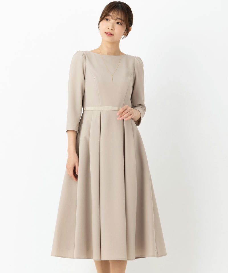 Aimer エメ ウエストタックフレアワンピース ベージュ系 | 結婚式