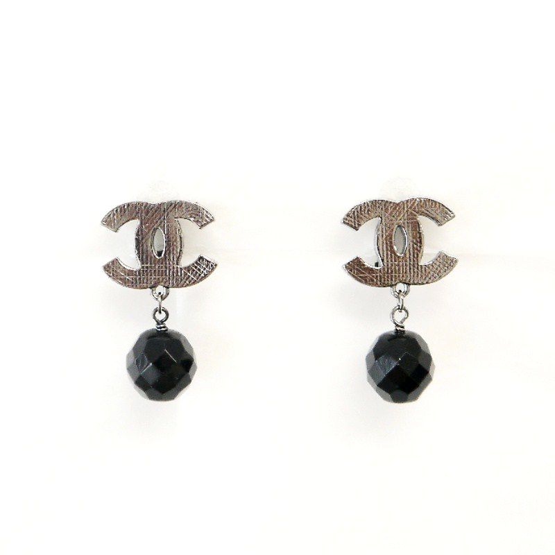 CHANEL シャネル CCマーク黒クリスタルイヤリング ブラック系 | 結婚式