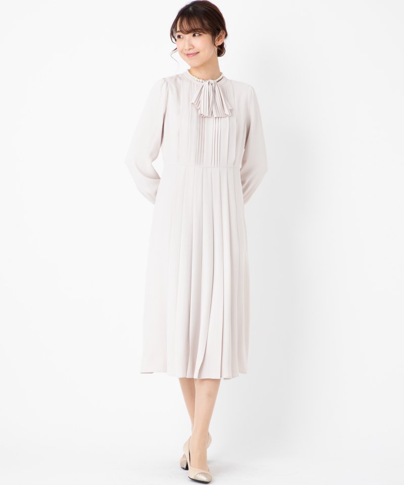 CELFORD セルフォード リボンタイ付きプリーツワンピース ベージュ系