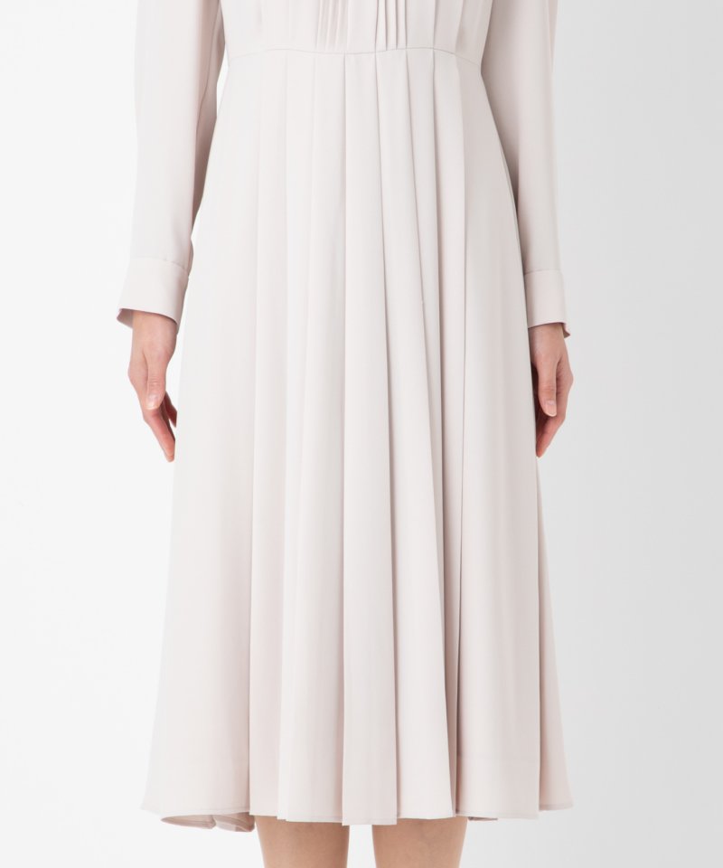 CELFORD セルフォード リボンタイ付きプリーツワンピース ベージュ系