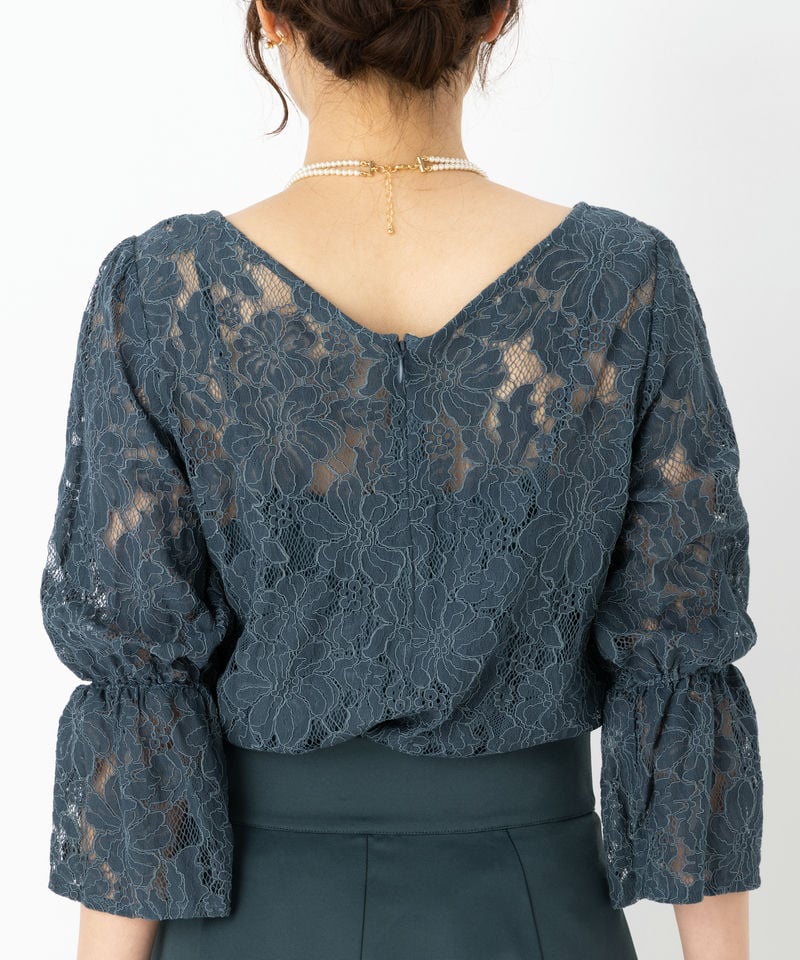 【新品】AUBREY レースプリントセットアップ ブラウス&フレアスカート 新品】AUBREY レースプリントセットアップ ブラウス&フレアスカート