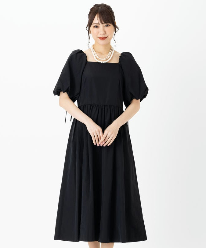 23区 スクエアネックタフタドレス ブラック系 | 結婚式パーティーの