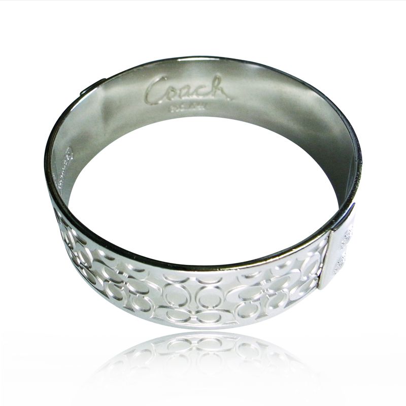 COACH コーチ シグネチャーバングル その他 x シルバー系 | 結婚式