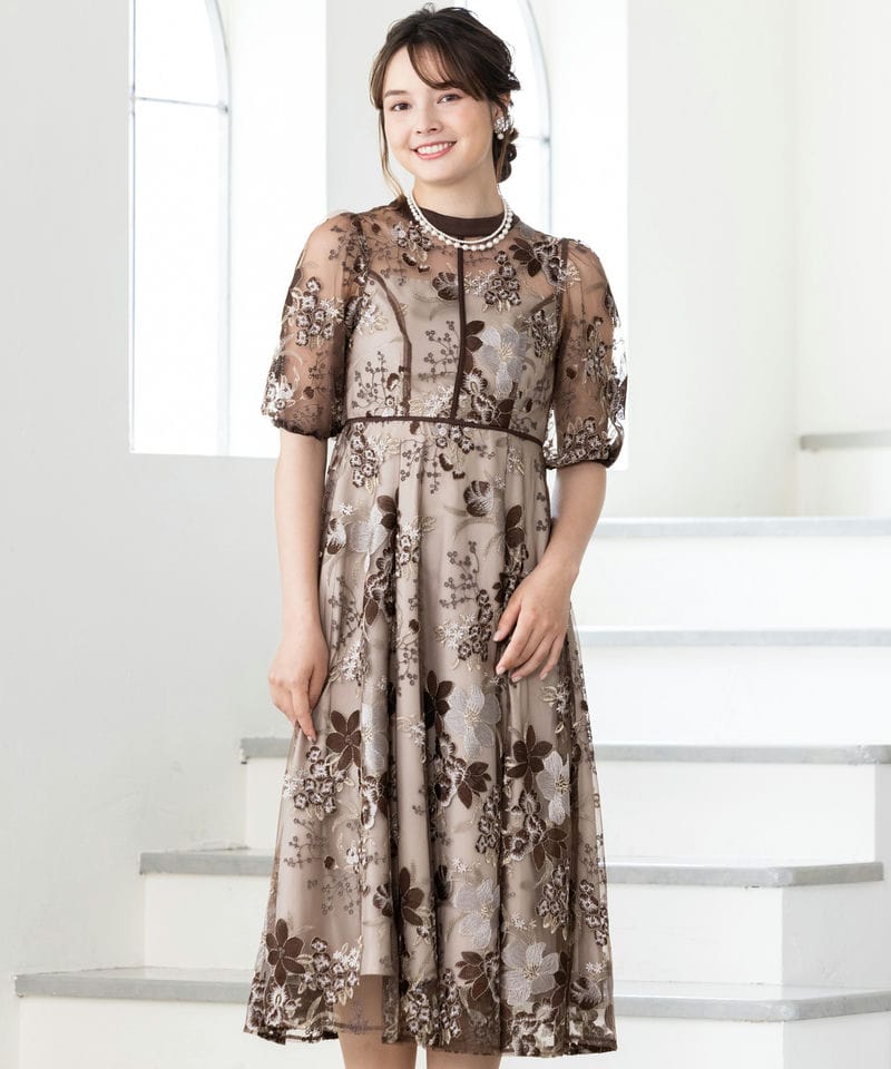 ニャンコ先生専用⭐︎ マーキュリーデュオ カラーエンブロイダリードレス ニャンコ先生専用⭐︎ マーキュリーデュオ カラーエンブロイダリー