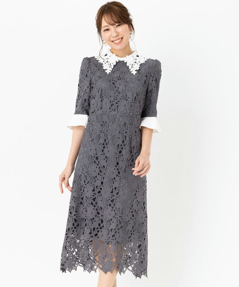 Leja レジャ 花柄レースカラース刺繍Aラインドレス グレー系 | 結婚式