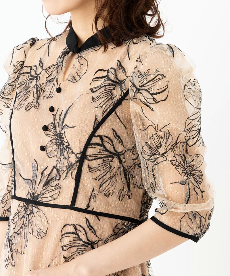 Leja レジャ 配色パイピングプチハイネック花柄刺繍ドレス ベージュ系