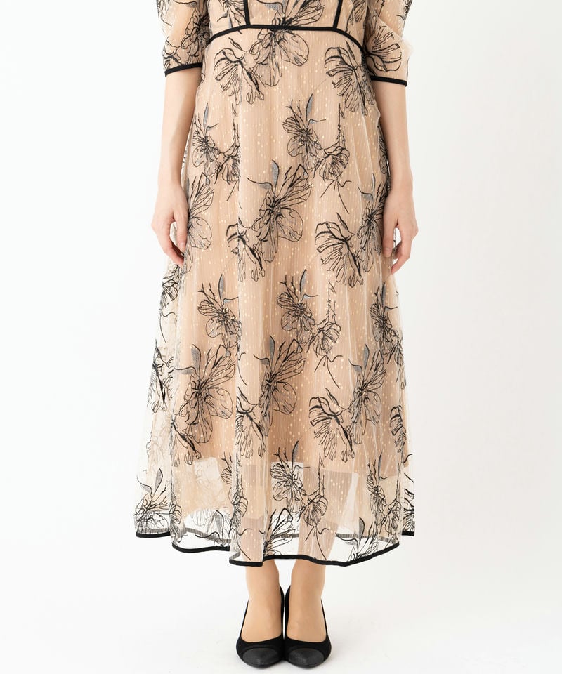 Leja レジャ 配色パイピングプチハイネック花柄刺繍ドレス ベージュ系