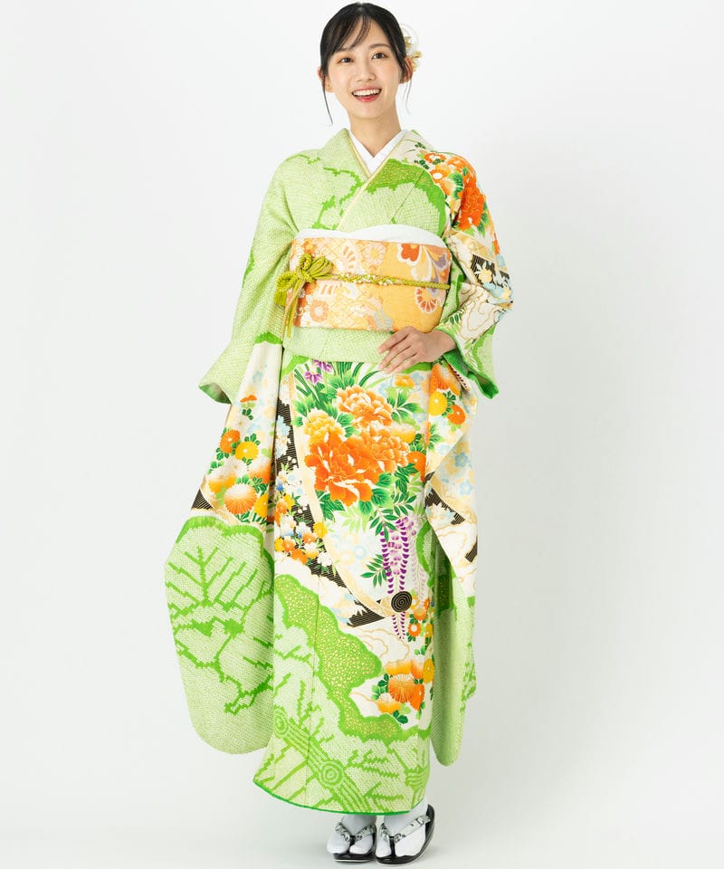 正絹 艶生成りに緑絞り花々振袖リメイクドレス Select Shop 【振袖】絞りに草花 グリーン系 | 結婚式パーティーの