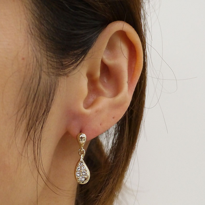 ANTEPRIMA アンテプリマ スタイリッシュメタルドロップピアス その他 x 