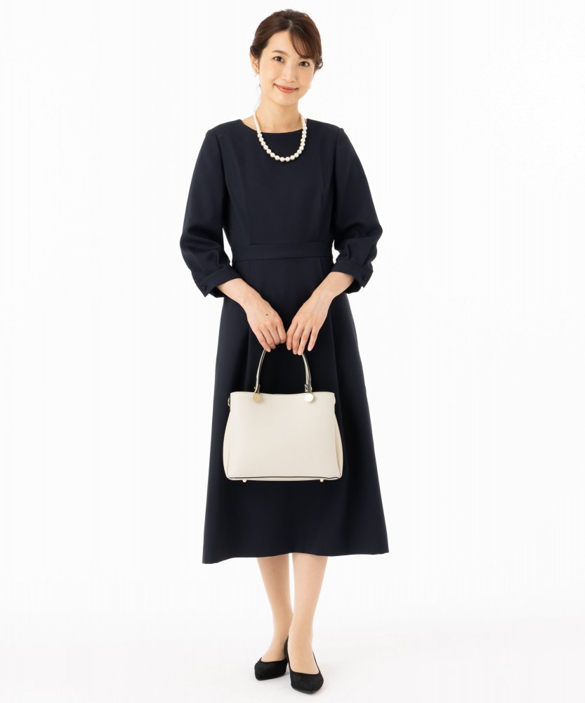 AIMER レース袖×ウエストタックフィット&フレアワンピース　Mサイズ Aimer エメ ウエストタックフレアワンピース ネイビー系 | 結婚式