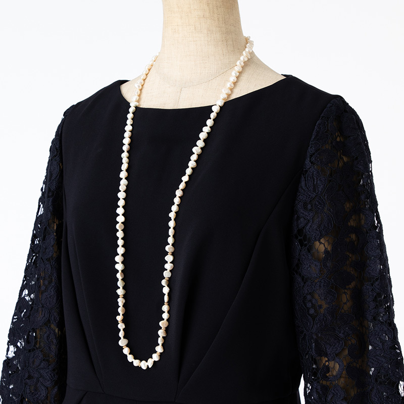 Rochie ロキエ 淡水パールロングネックレス その他 x ホワイト系 