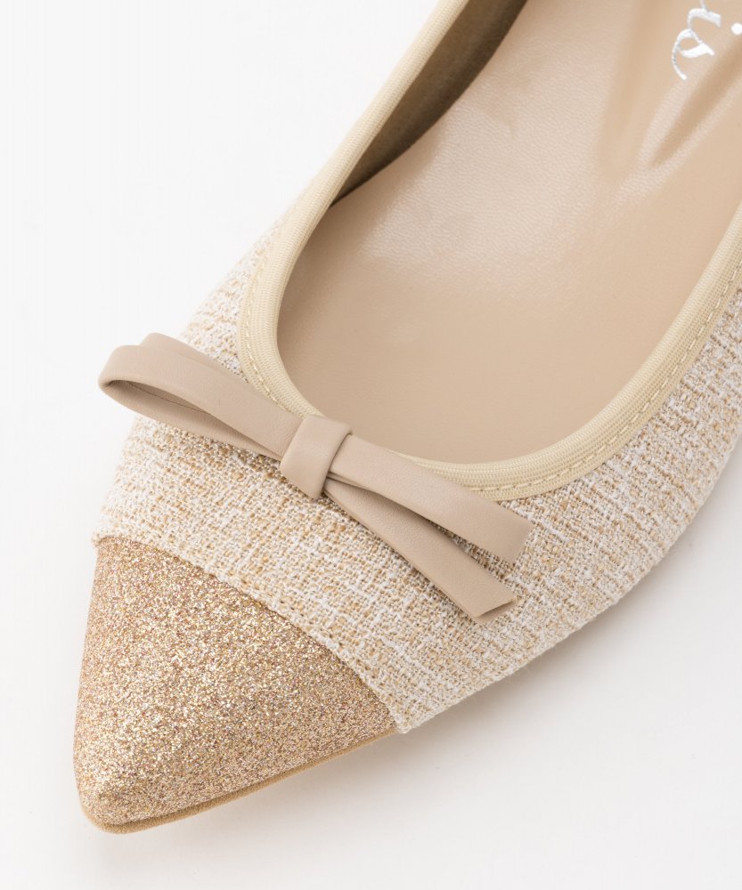 DIANA ダイアナ つま先グリッターリボンフラットパンプス ベージュ系