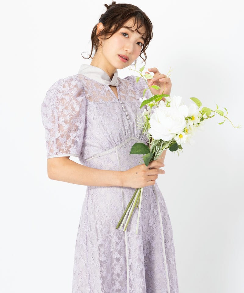 【新品】dazzlin ネックツイスト刺繍レースドレス ラベンダー 結婚式ドレス dazzlin ダズリン ネックツイスト刺繍レースドレス パープル系 | 結婚