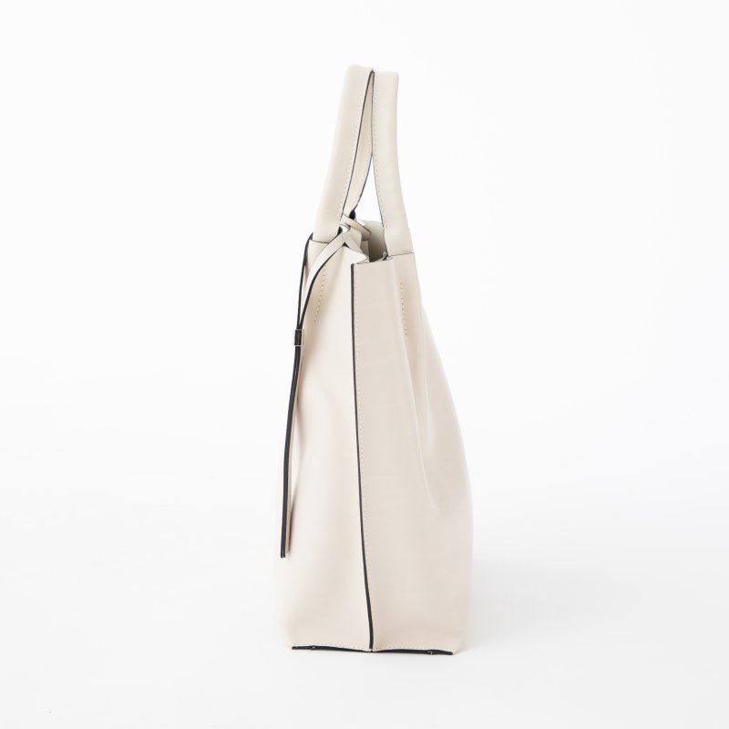 GIANNI CHIARINI ジャンニキアリーニ レザートートバッグ その他 x