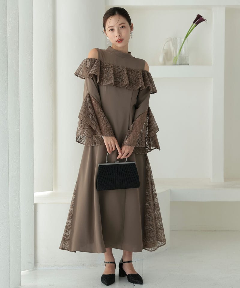 ChristianDiorのレースデザインジャケット風ドレス DIOR】2026年