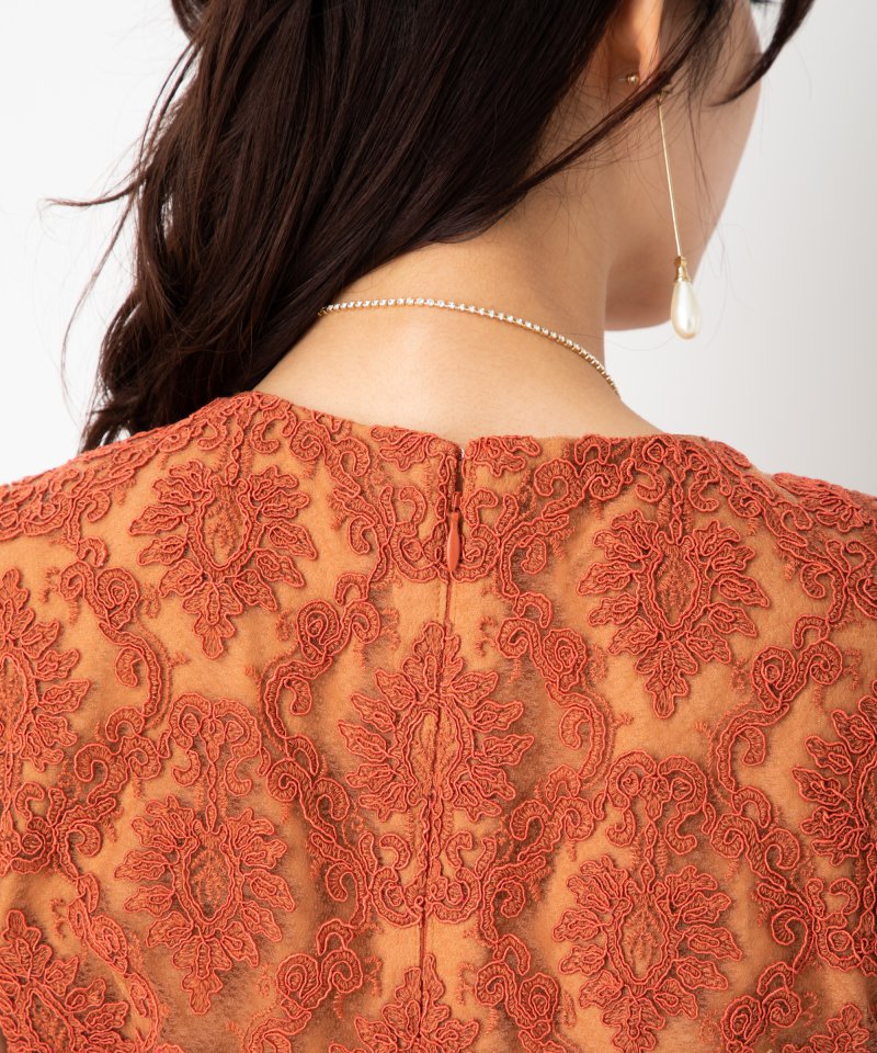GRACE CONTINENTAL グレースコンチネンタル オーナメント刺繍タイト