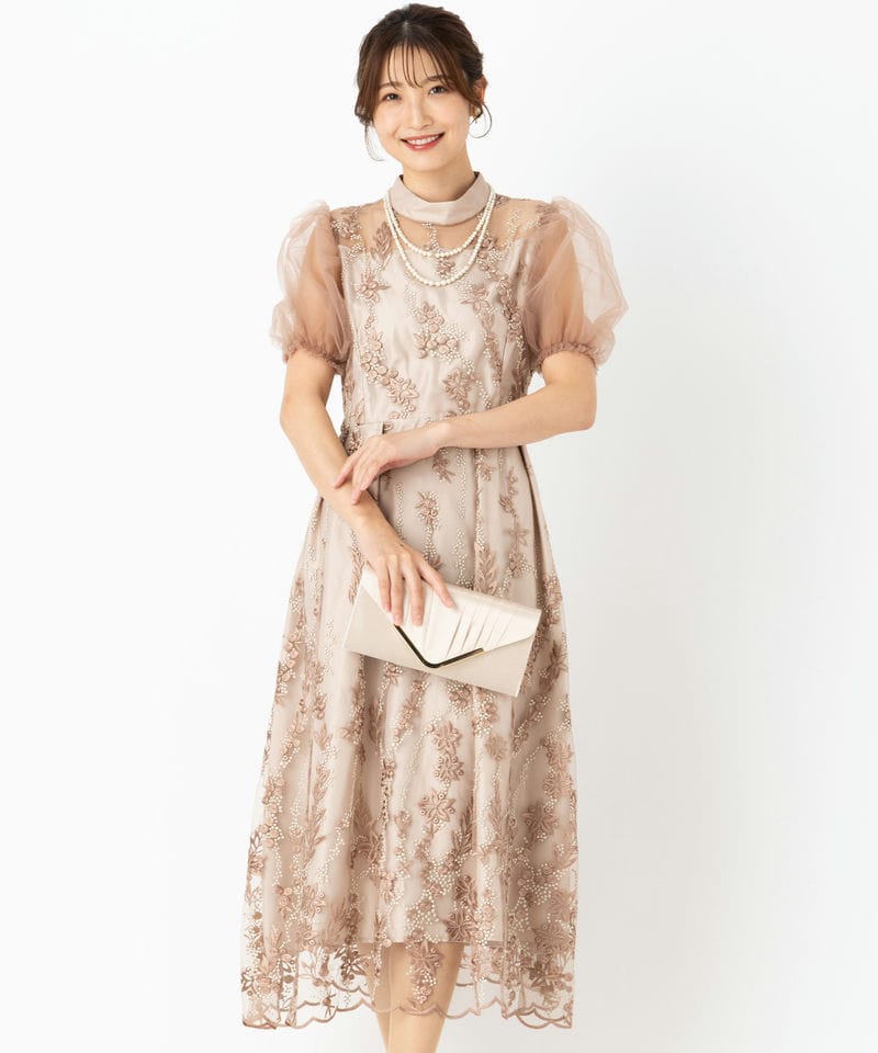 LilyBrown リリーブラウン ラインフラワーエンブロイダリードレス