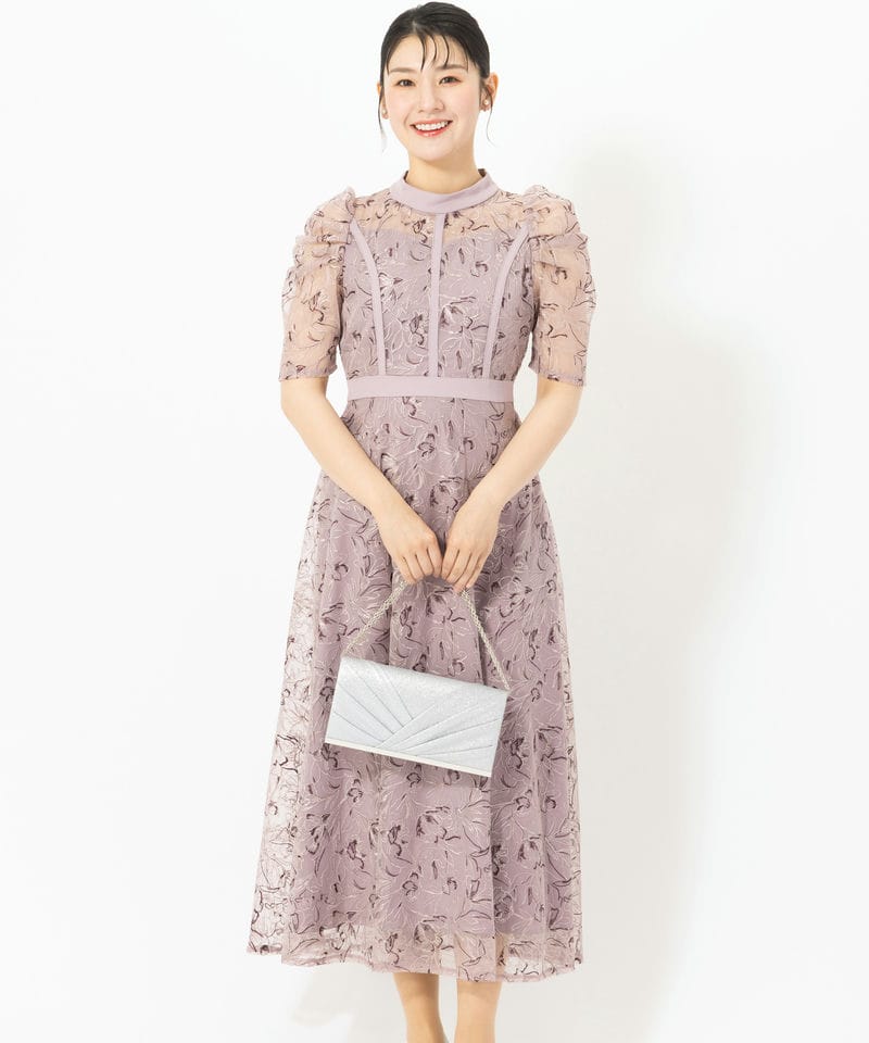 LilyBrown リリーブラウン ラインフラワーエンブロイダリードレス
