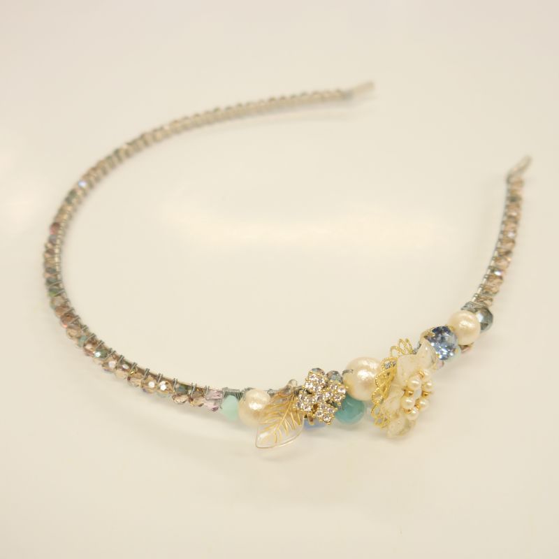 ReineClaude レーヌクロード お花飾りビジューカチューシャ