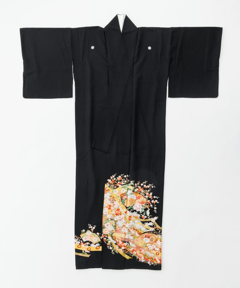 Select Shop 【黒留袖】扇面に四季花と熨斗文様 ブラック系 | 結婚式